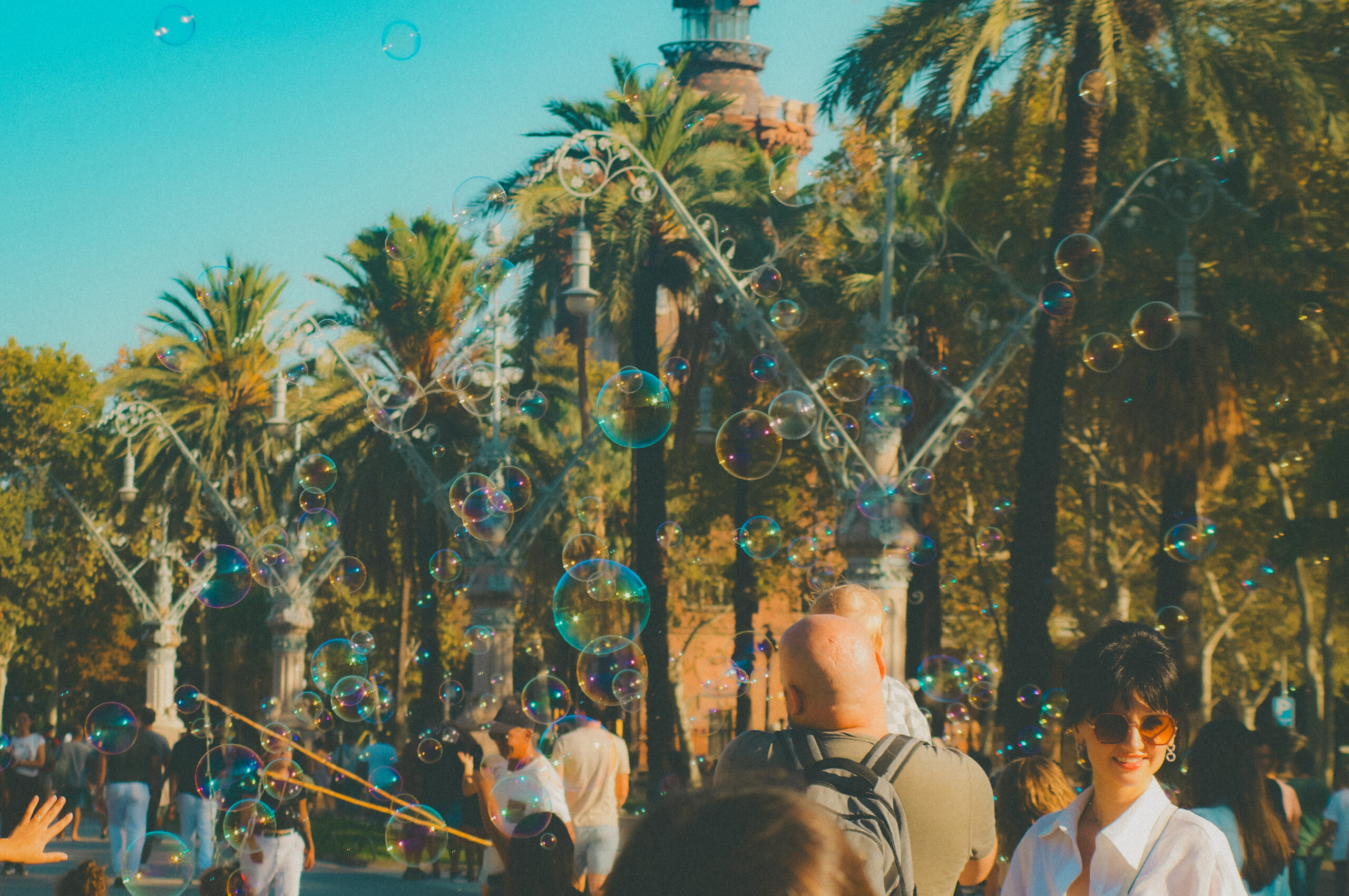 Triumph Arc Bubble Show